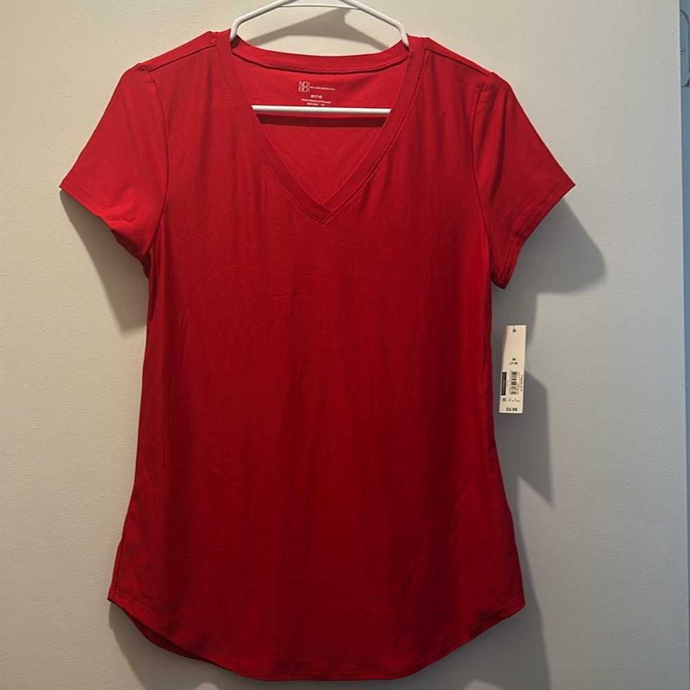 Plain tee shirts